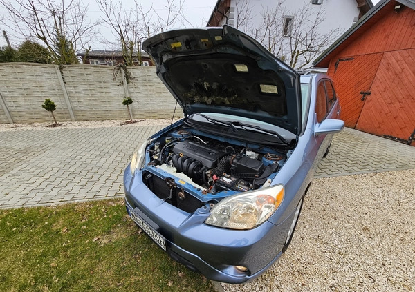 Toyota Matrix cena 14900 przebieg: 100000, rok produkcji 2005 z Rydułtowy małe 79